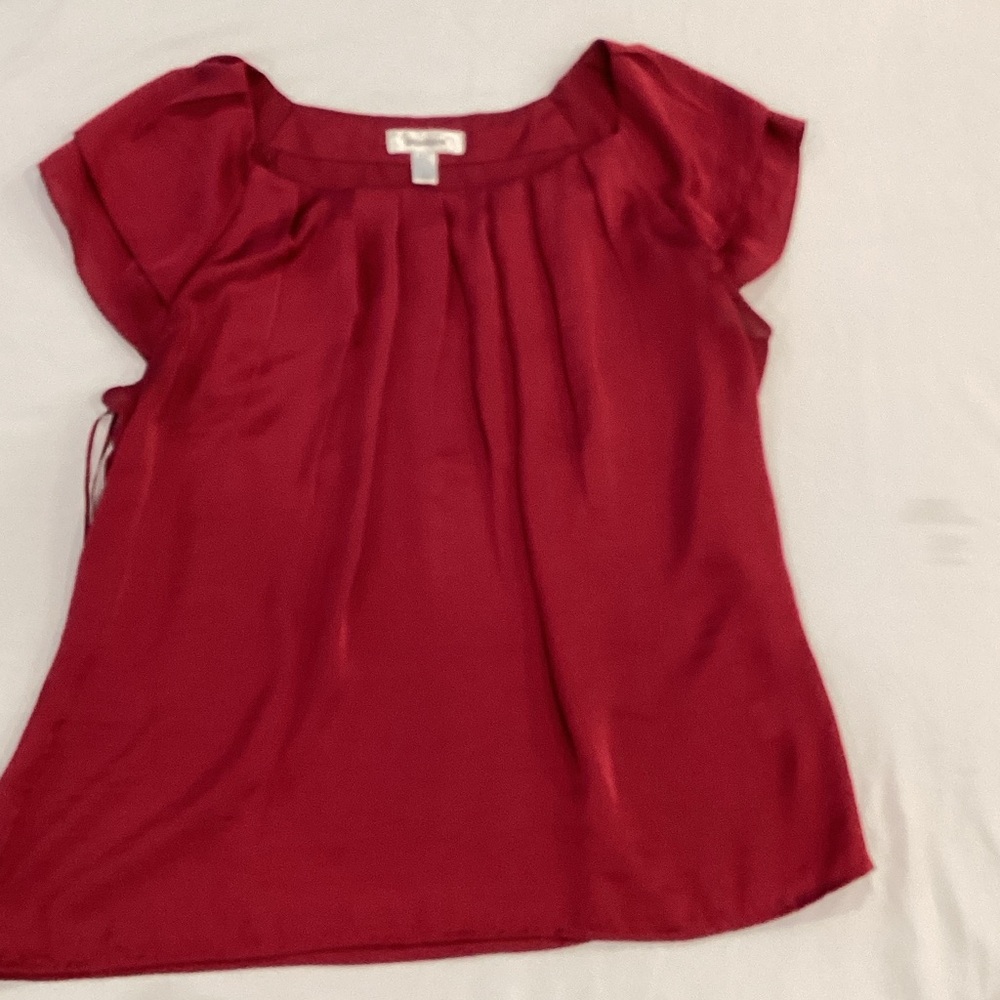 Dress Barn Deep Red Cap Sleeve Blouse - Picture 2 of 3